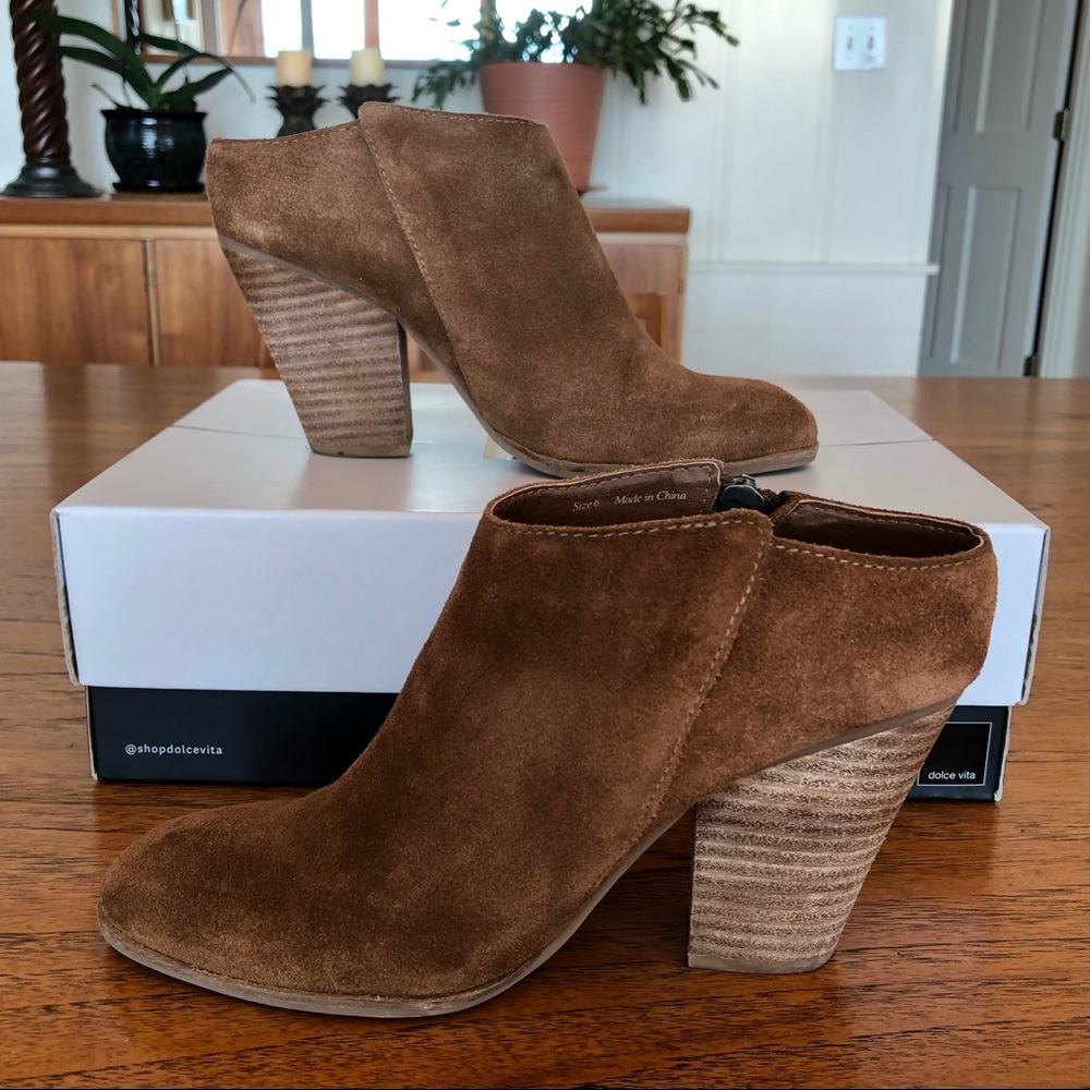 Dolce Vita Saddle Brown Suede Block Heel Hale Mules